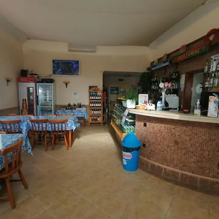 Nice Rose Flat Near Sao Rafael Beach شقة البوفيرا