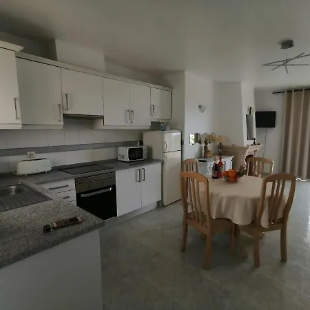 Nice Rose Flat Near Sao Rafael Beach * アルブフェイラ