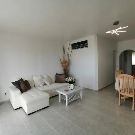 Nice Rose Flat Near Sao Rafael Beach * アルブフェイラ
